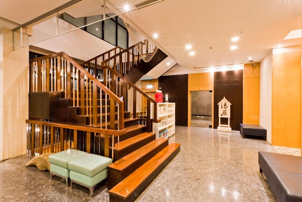 the loft seaside suites