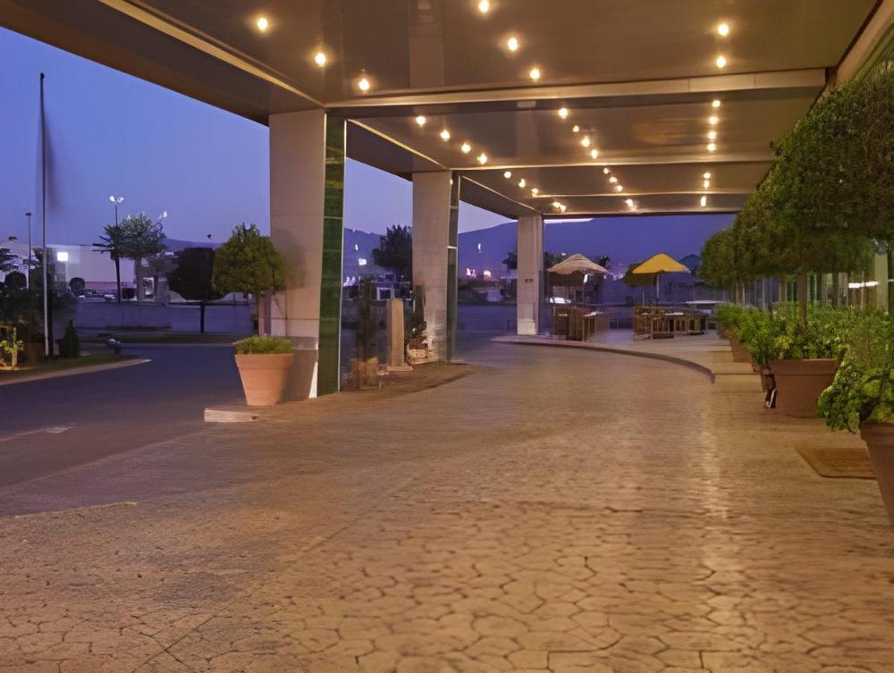 crowne plaza torreon by ihg