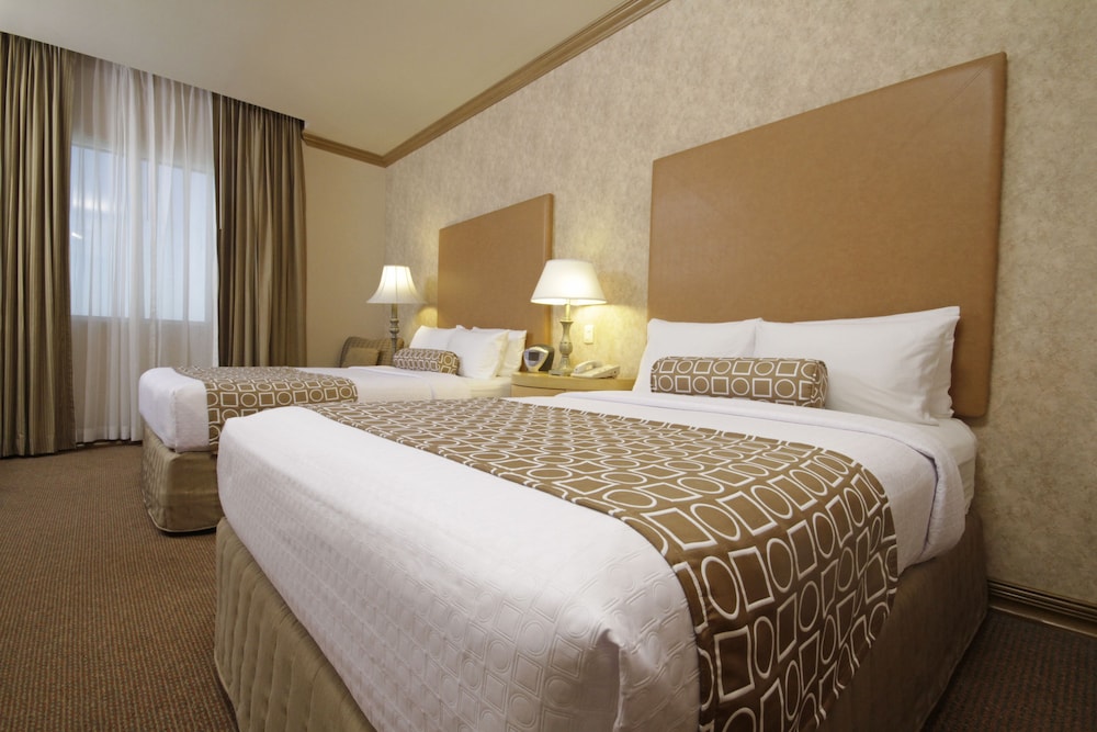 crowne plaza torreon by ihg