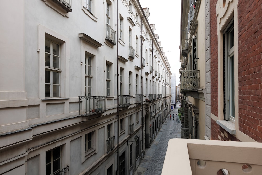 palazzo bellezia luxury suites