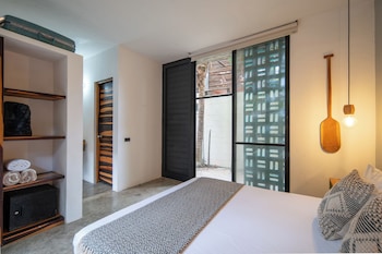 tropicalito villa on the beach