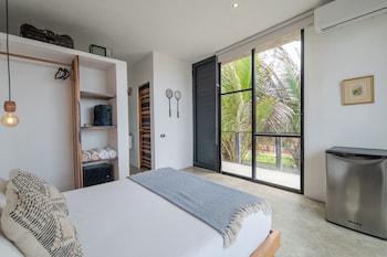 tropicalito villa on the beach