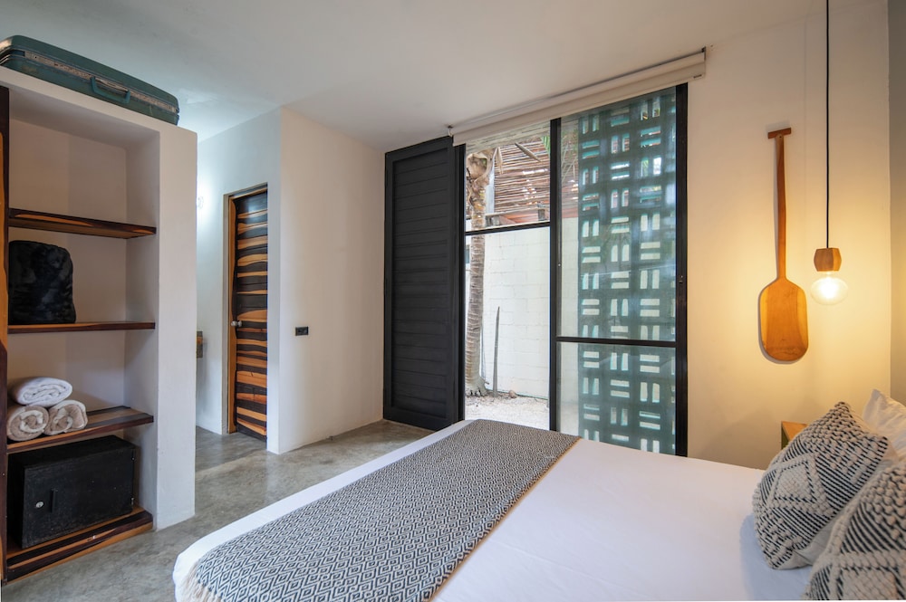 tropicalito villa on the beach