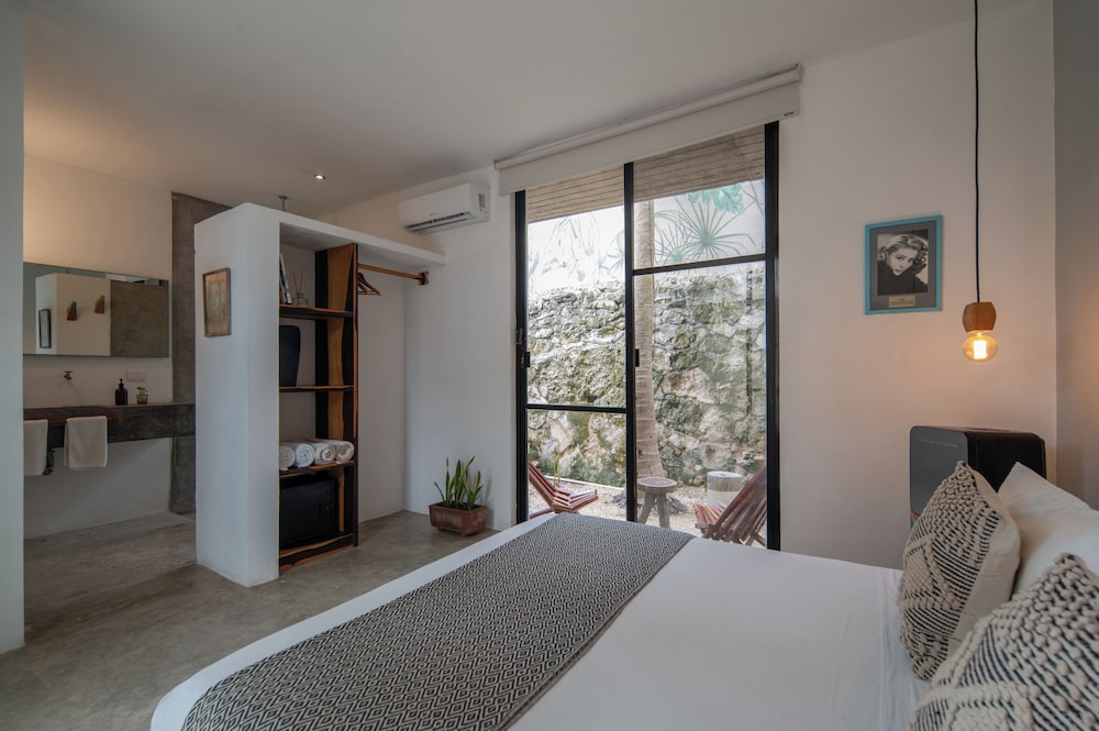 tropicalito villa on the beach