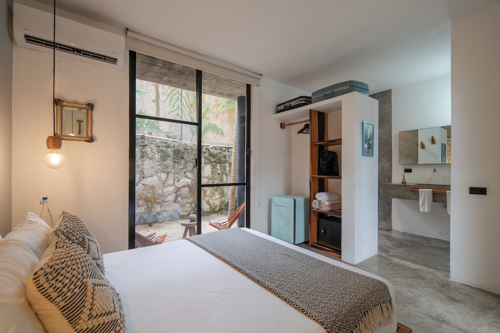 tropicalito villa on the beach