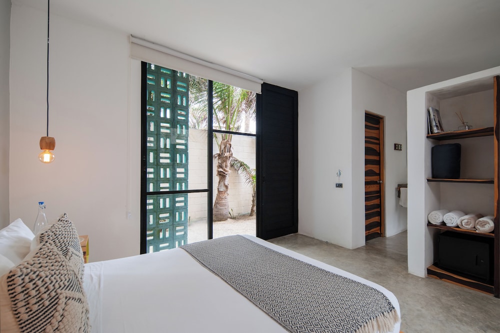 tropicalito villa on the beach