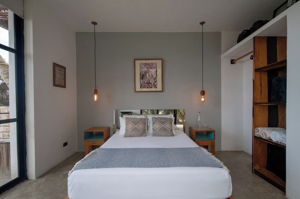 tropicalito villa on the beach