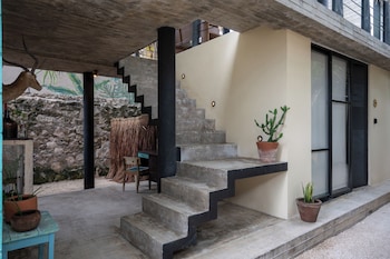 tropicalito villa on the beach