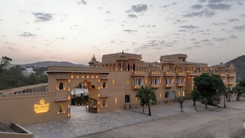 turban roopgarh resort and spa udaipur