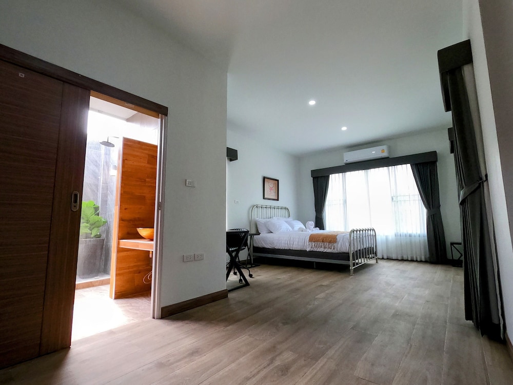 isan golf and adventure hotel