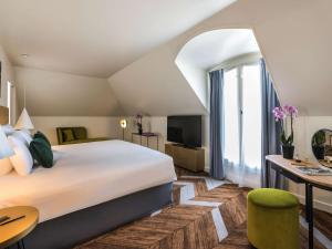 le louis versailles chateau hotel mgallery