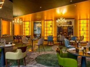 le louis versailles chateau hotel mgallery