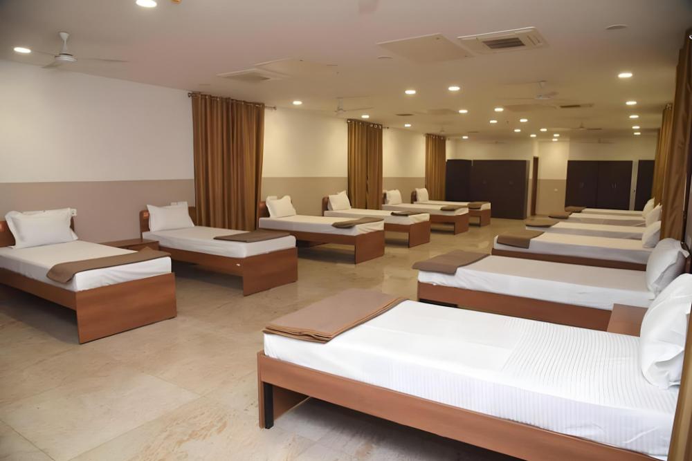 southern grand kashi inside kashi vishwanath temple corridor