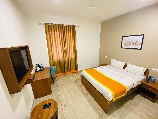 southern grand kashi inside kashi vishwanath temple corridor