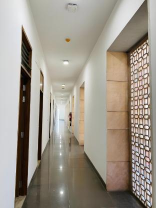 southern grand kashi inside kashi vishwanath temple corridor