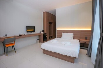 athenee hotel vientiane