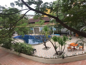 vientiane garden villa hotel