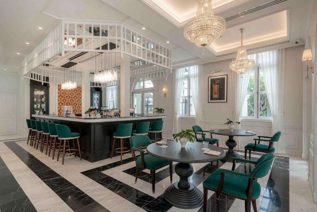 souphattra heritage vientiane