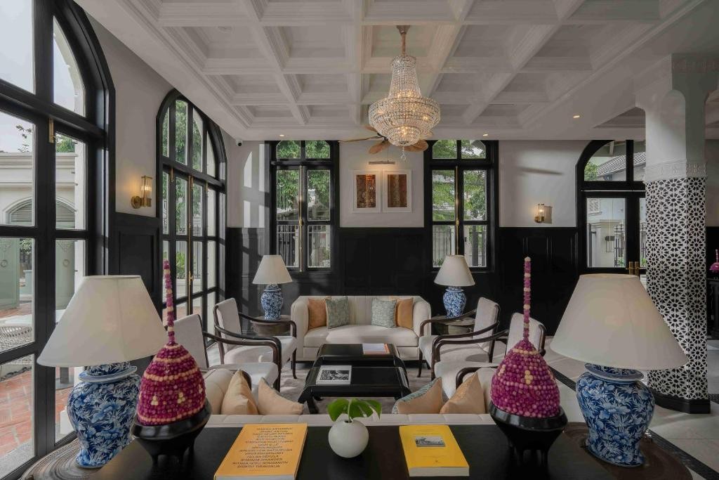 souphattra heritage vientiane