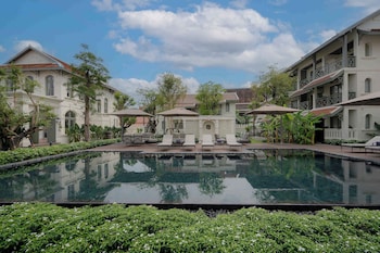 souphattra heritage vientiane