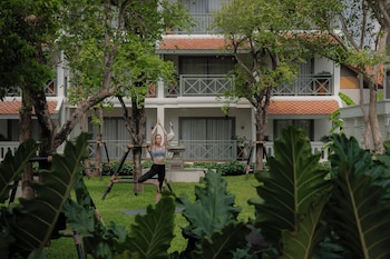 souphattra heritage vientiane