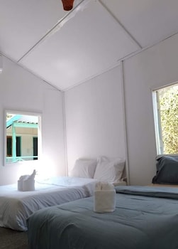 inthawa resort feuang laos