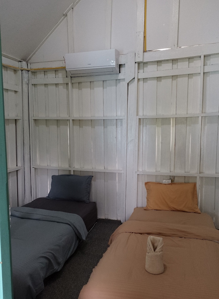 inthawa resort feuang laos