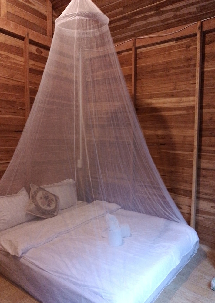 inthawa resort feuang laos