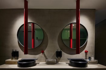 wellcomm spa and hotel