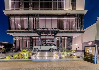 lilac park hotel