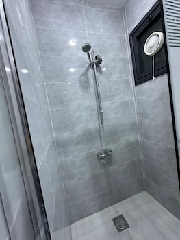 royal group hotel irbid