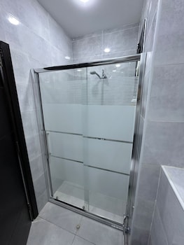 royal group hotel irbid