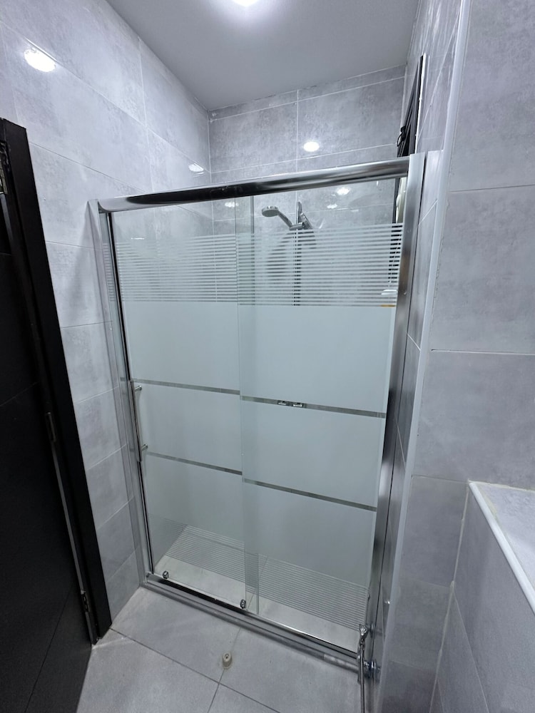 royal group hotel irbid