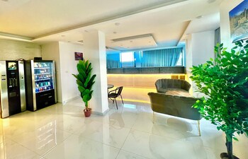 royal group hotel irbid