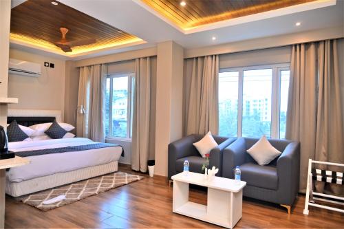 hotel essence grandeur