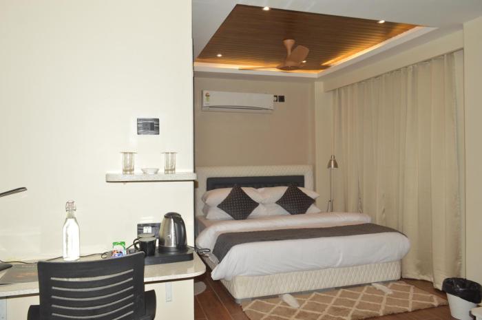 hotel essence grandeur