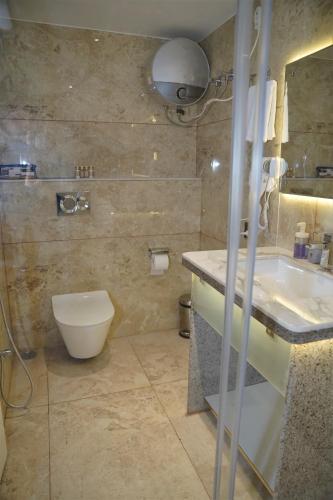 hotel essence grandeur