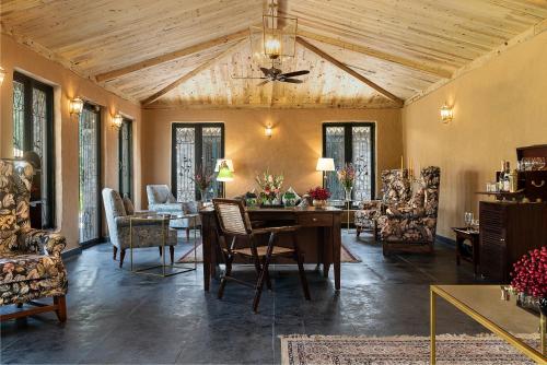 aalia jungle retreat and spa claridges collection