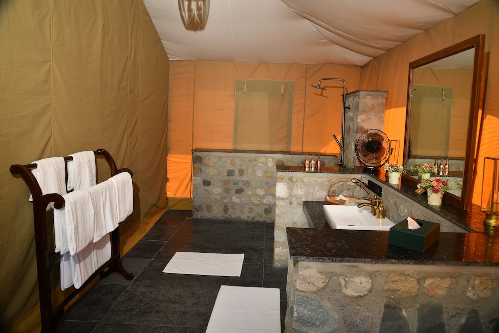 aalia jungle retreat and spa claridges collection