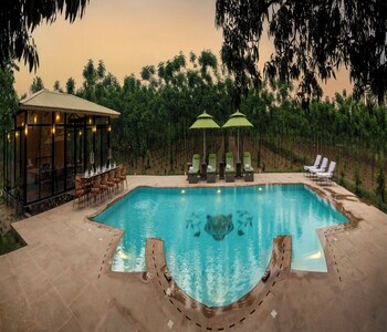 aalia jungle retreat and spa claridges collection