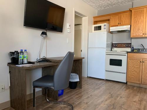 dannys hotel suites surestay collection by best western