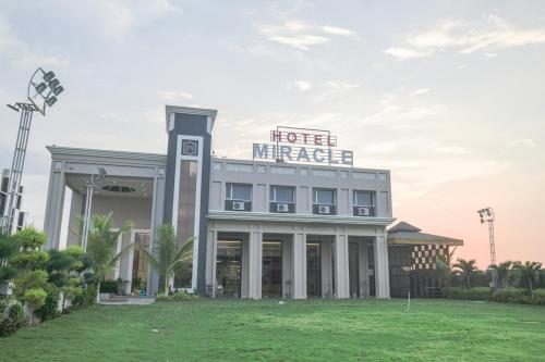 hotel miracle