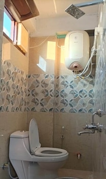 ajay home stay almora