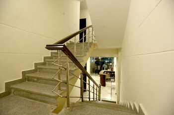 hotel vedas tapovan