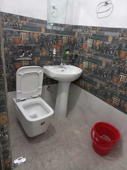 Tirath Hotel - Rishikesh - Uttrakhand,,2 star