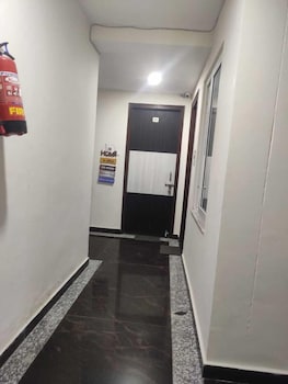 Tirath Hotel - Rishikesh - Uttrakhand,,2 star