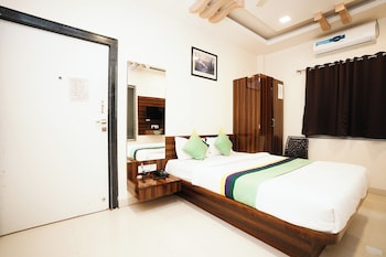 kaizen stays and resto