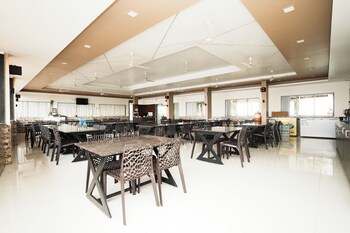 kaizen stays and resto