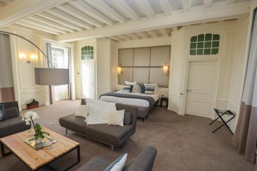 hotel chateau lacan