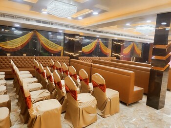 Hotel Jvs Palace,,3 star